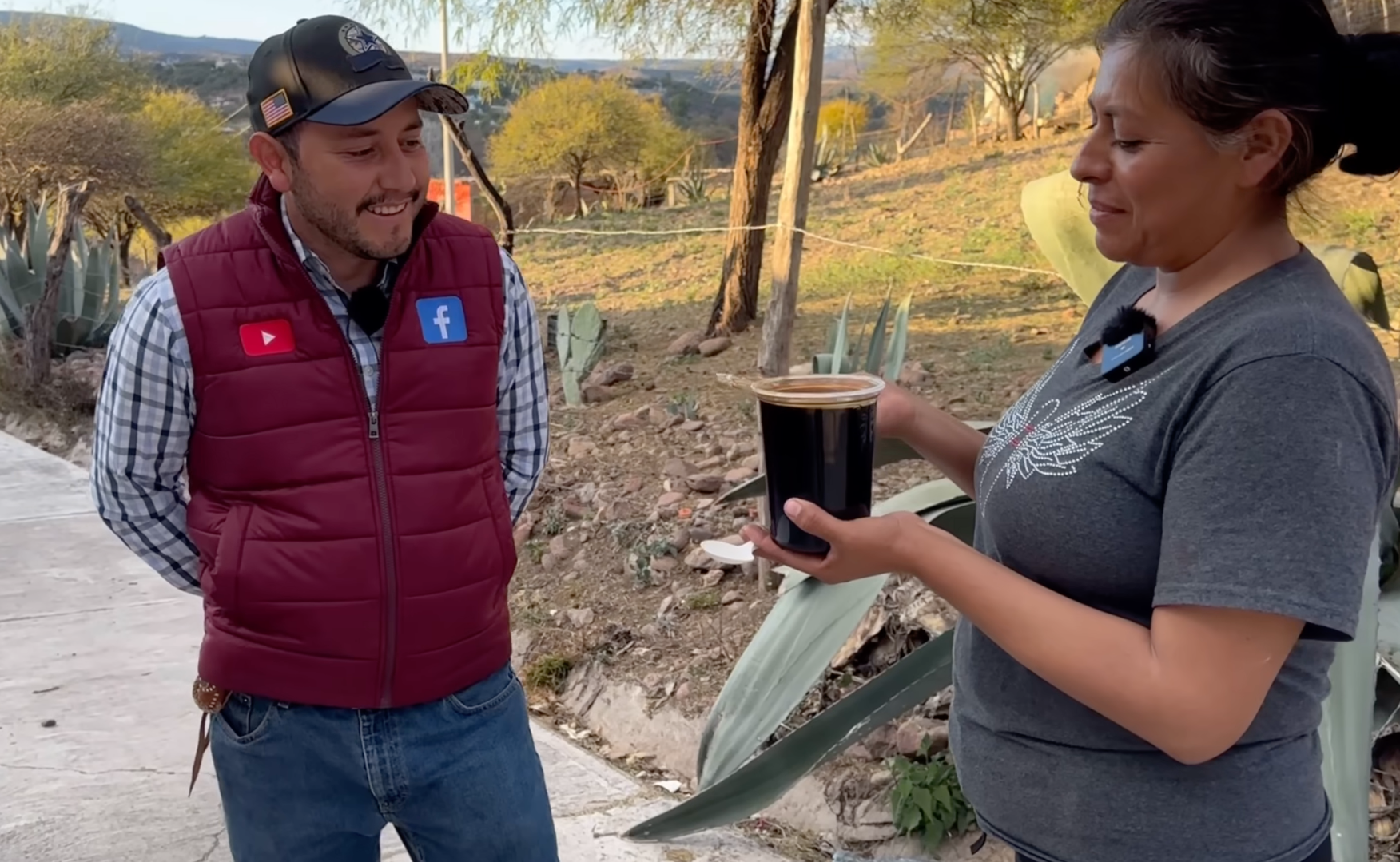 aguamiel fresco como miel de maguey